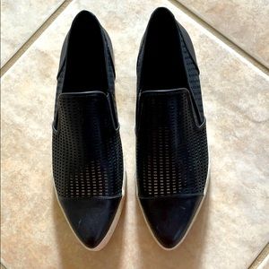 Vince flat shoes, rubber sole